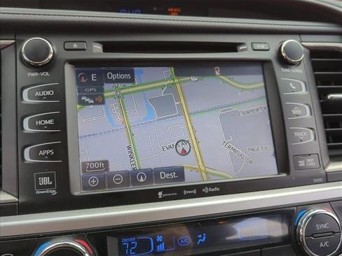 Used 2019 Toyota Highlander Limited image 12