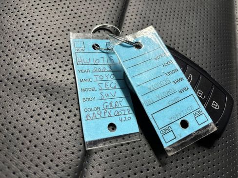 Used 2023 Toyota Sequoia Platinum image 43