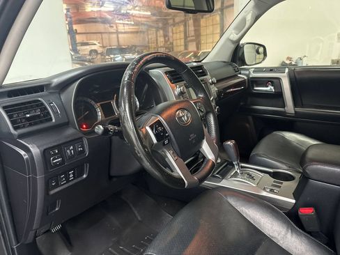 Used 2017 Toyota 4Runner Limited AWD/4WD image 8