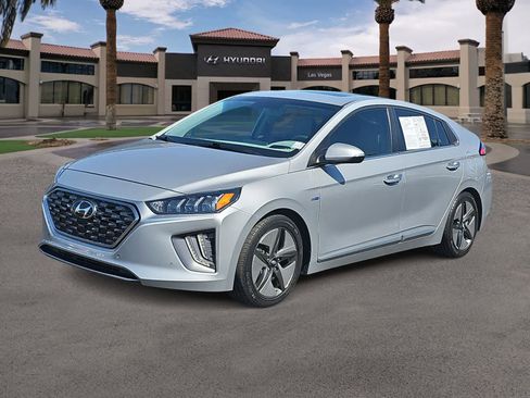 Used 2020 Hyundai Ioniq Limited FWD image 4