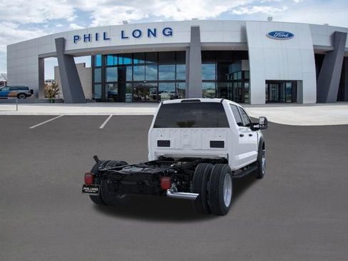 New 2025 Ford F550 4x4 Crew Cab Super Duty image 9