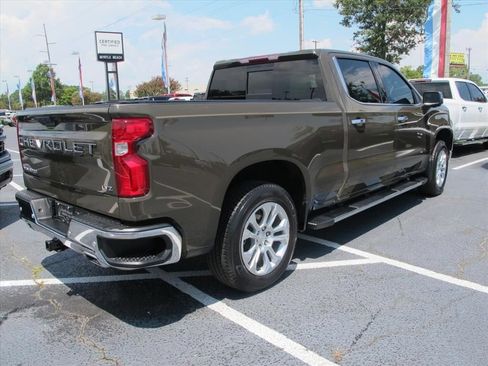 Used 2023 Chevrolet Silverado 1500 LTZ w/ LTZ Convenience Package II AWD/4WD image 3