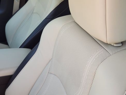 Used 2017 Lexus RX 350 FWD w/ Premium Package image 17