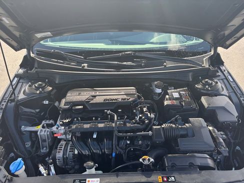 Used 2021 Hyundai Elantra SEL w/ Cargo Package FWD image 28