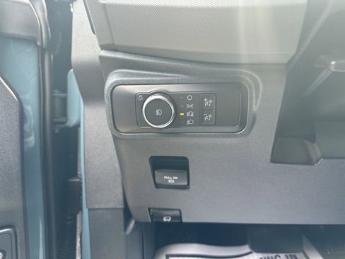 Used 2022 Ford Bronco Black Diamond image 13