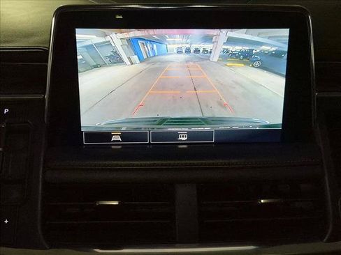 Used 2021 Chevrolet Tahoe LT RWD image 16