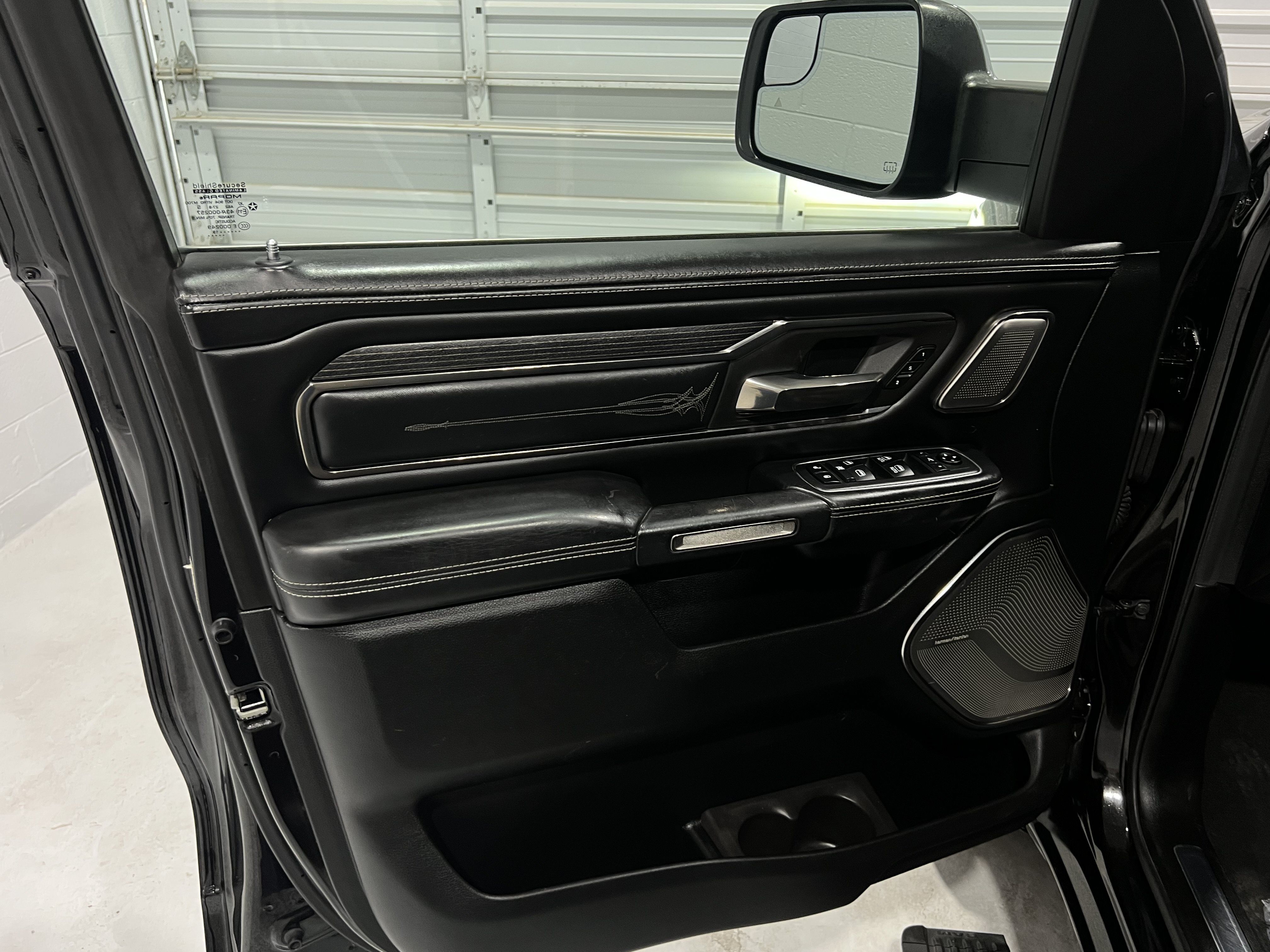 Used 2019 RAM 1500 Limited AWD/4WD image 9