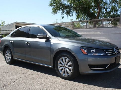 Used 2015 Volkswagen Passat 1.8T Wolfsburg Edition FWD image 2