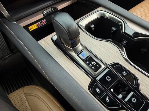 Used 2024 Lexus RX 350 w/ Technology Package image 19