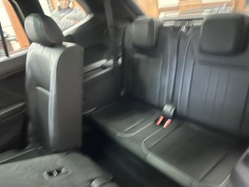 Used 2022 Volkswagen Tiguan SE R-Line image 22