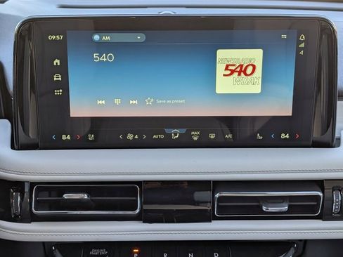 New 2026 Lincoln Aviator Reserve w/ Luxury Package image 16