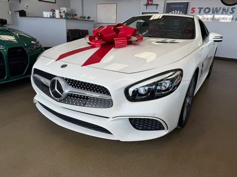Used 2018 Mercedes-Benz SL 450 image 25