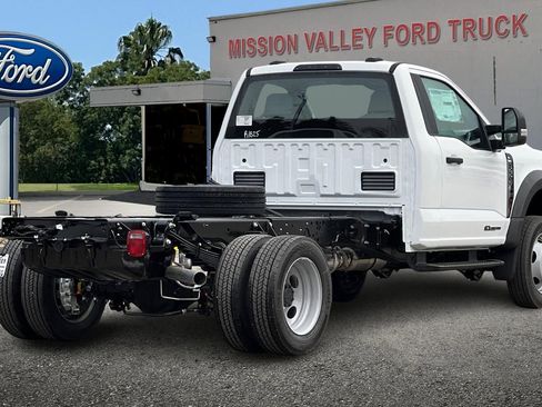 New 2026 Ford F550 2WD Regular Cab Super Duty image 4