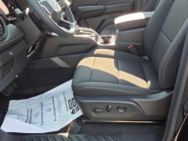 Used 2026 Chevrolet Colorado LT w/ Advanced Trailering Package AWD/4WD image 5