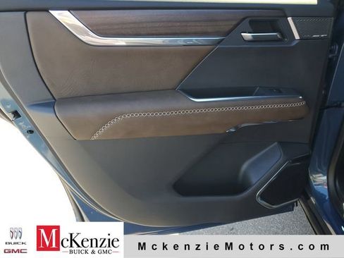 New 2026 GMC Acadia Denali Ultimate FWD image 24