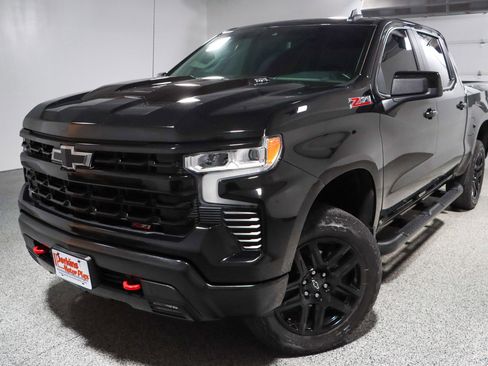 Used 2023 Chevrolet Silverado 1500 LT Trail Boss w/ Protection Package image 32