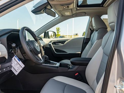 New 2025 Toyota RAV4 XLE Premium image 18