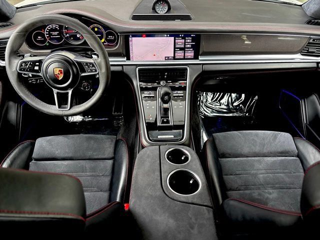 Used 2019 Porsche Panamera GTS AWD/4WD image 27