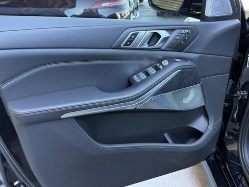 Used 2025 BMW ALPINA XB7 image 22