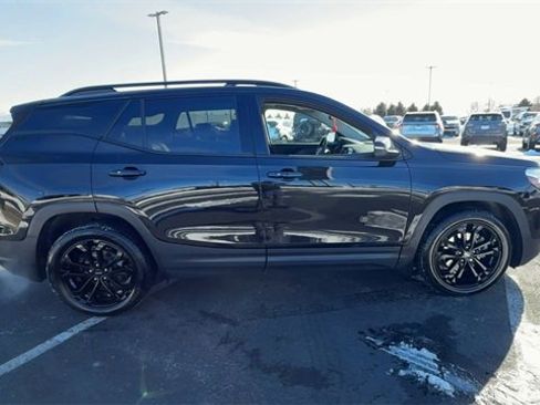 Used 2019 GMC Terrain SLT w/ Preferred Package image 9