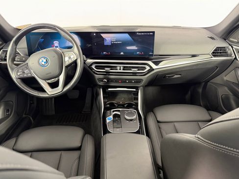 Used 2023 BMW i4 eDrive35 image 16