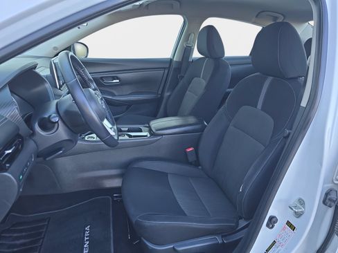 Used 2020 Nissan Sentra SV FWD image 17