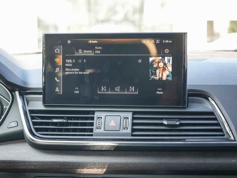 Used 2025 Audi Q5 2.0T Premium image 13