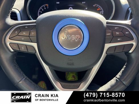 Used 2019 Jeep Grand Cherokee Altitude image 20