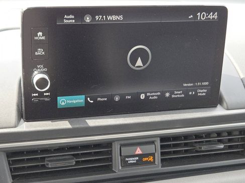 Certified 2025 Honda Pilot Touring image 5