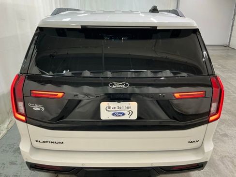 New 2026 Ford Expedition Max Platinum w/ Stealth Appearance Package image 4