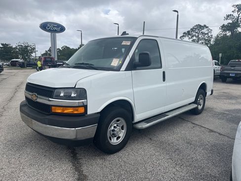 Used 2024 Chevrolet Express 2500 w/ Driver Convenience Package image 1