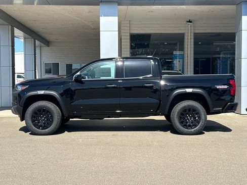 New 2026 Chevrolet Colorado Trail Boss AWD/4WD image 8