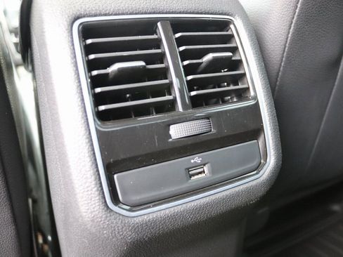 Used 2016 Volkswagen Passat 1.8T SE image 31