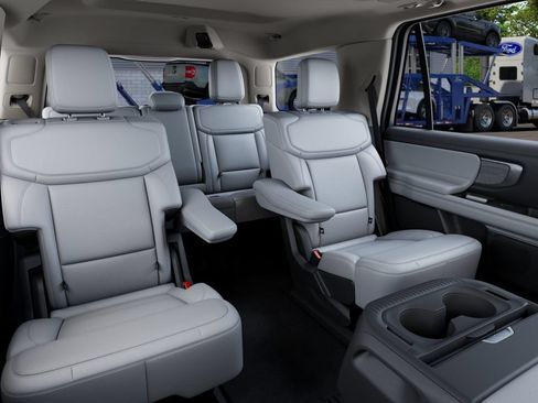 New 2027 Ford Expedition Platinum AWD/4WD image 11