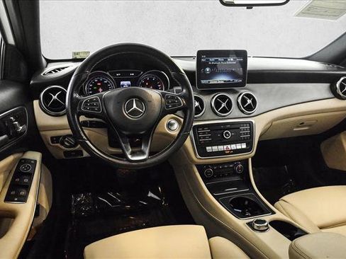 Used 2020 Mercedes-Benz GLA 250 GLA 250 image 20