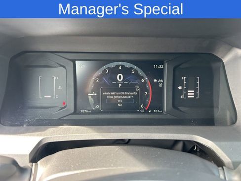 Used 2025 Toyota Tacoma SR5 AWD/4WD image 9