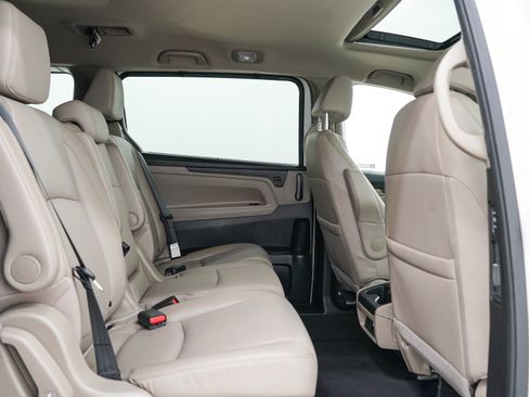 Used 2024 Honda Odyssey EX-L image 14