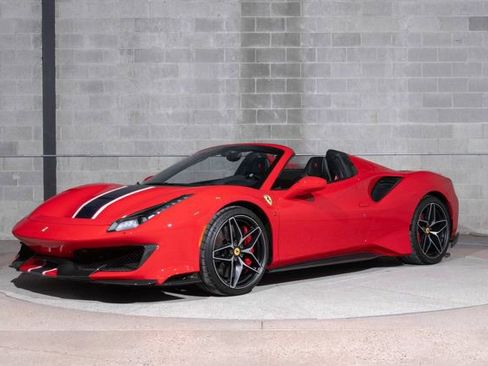 Used 2020 Ferrari 488 Pista Spider image 7