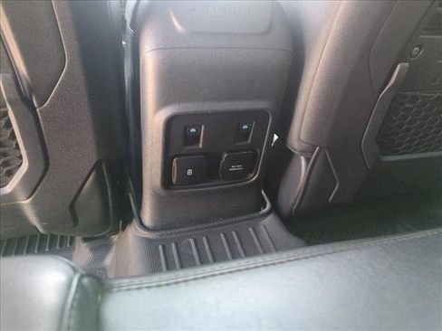 Used 2024 Ford Bronco Black Diamond image 17