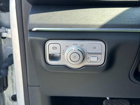 Used 2021 Mercedes-Benz GLE 350 GLE 350 image 25