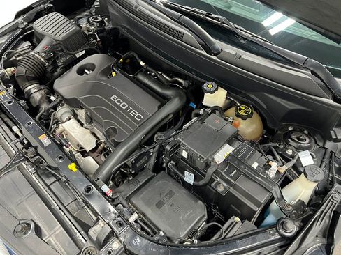 Used 2018 Chevrolet Equinox Premier image 28