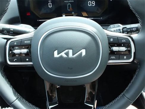 Used 2025 Kia Sorento S w/ Panoramic Sunroof Package FWD image 22