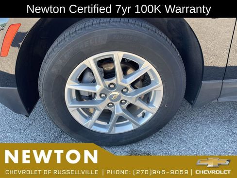 Used 2024 Chevrolet Equinox LT w/ LPO, Floor Liner Package FWD image 47