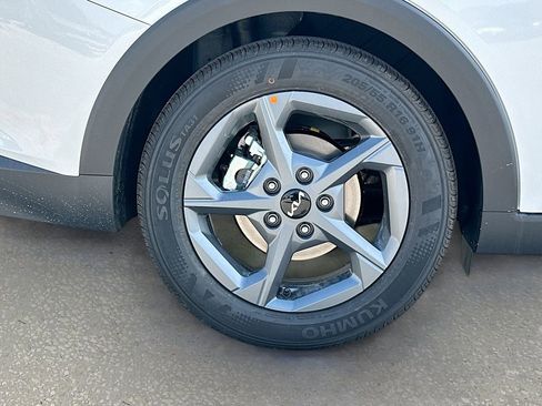 New 2025 Kia K4 LXS image 28