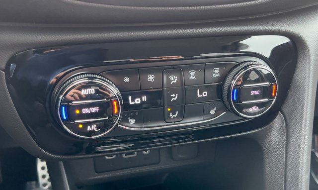 Used 2023 Buick Encore GX Select w/ Sport Touring Package FWD image 26