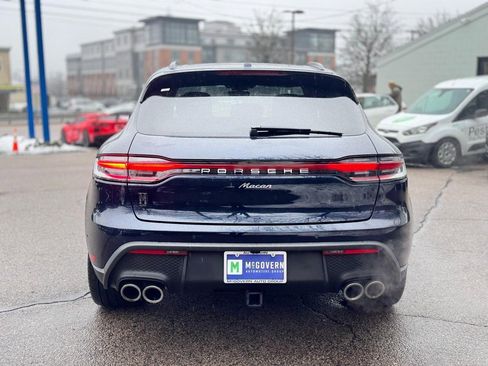 Used 2022 Porsche Macan w/ Premium Package Plus image 5