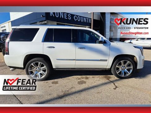 Used 2018 Cadillac Escalade Premium Luxury image 11