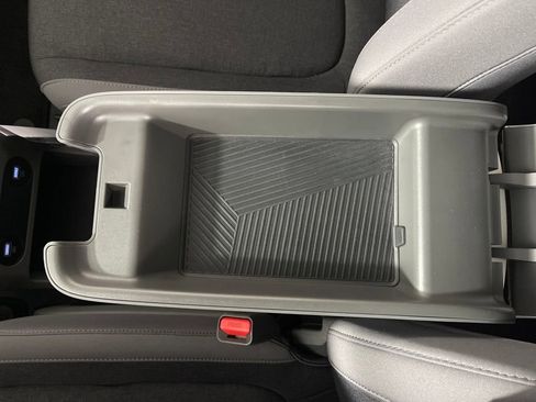 Used 2022 Hyundai Ioniq 5 SE image 25