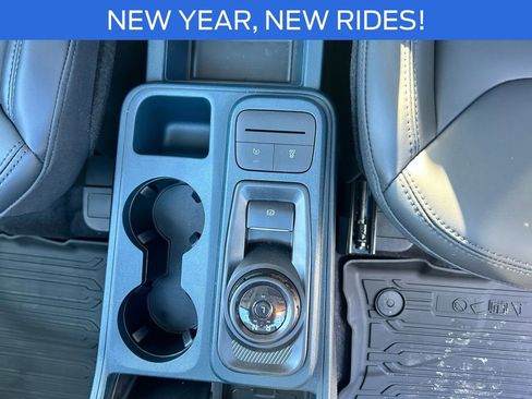 New 2026 Ford Maverick Lariat w/ Black Appearance Package image 29