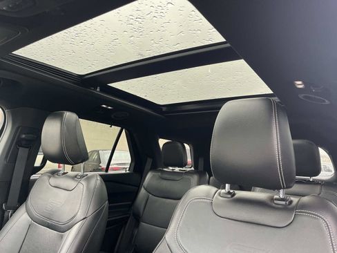 Used 2022 Ford Explorer ST w/ Equipment Group 401A image 28